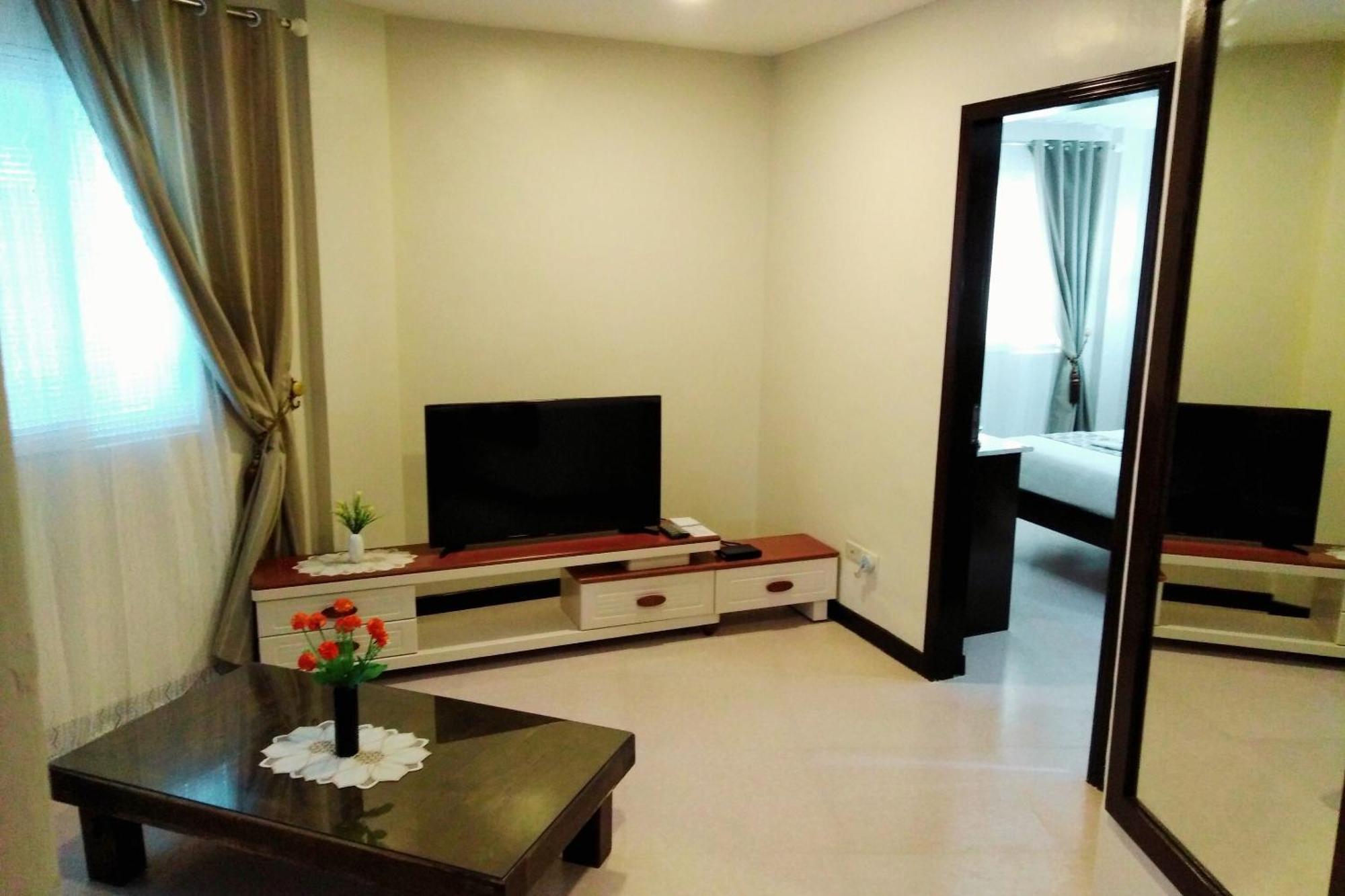 Venezia Suites Hotel Iloilo Room photo