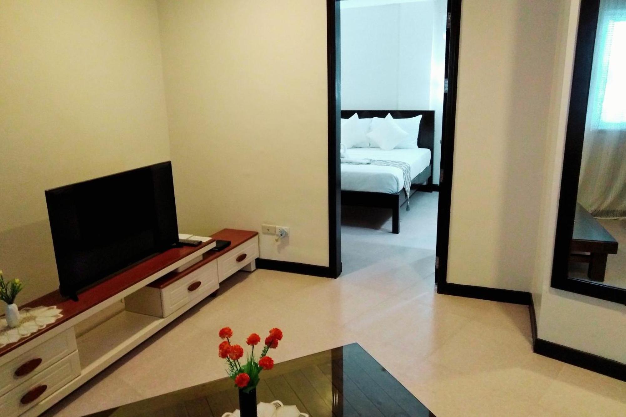 Venezia Suites Hotel Iloilo Room photo