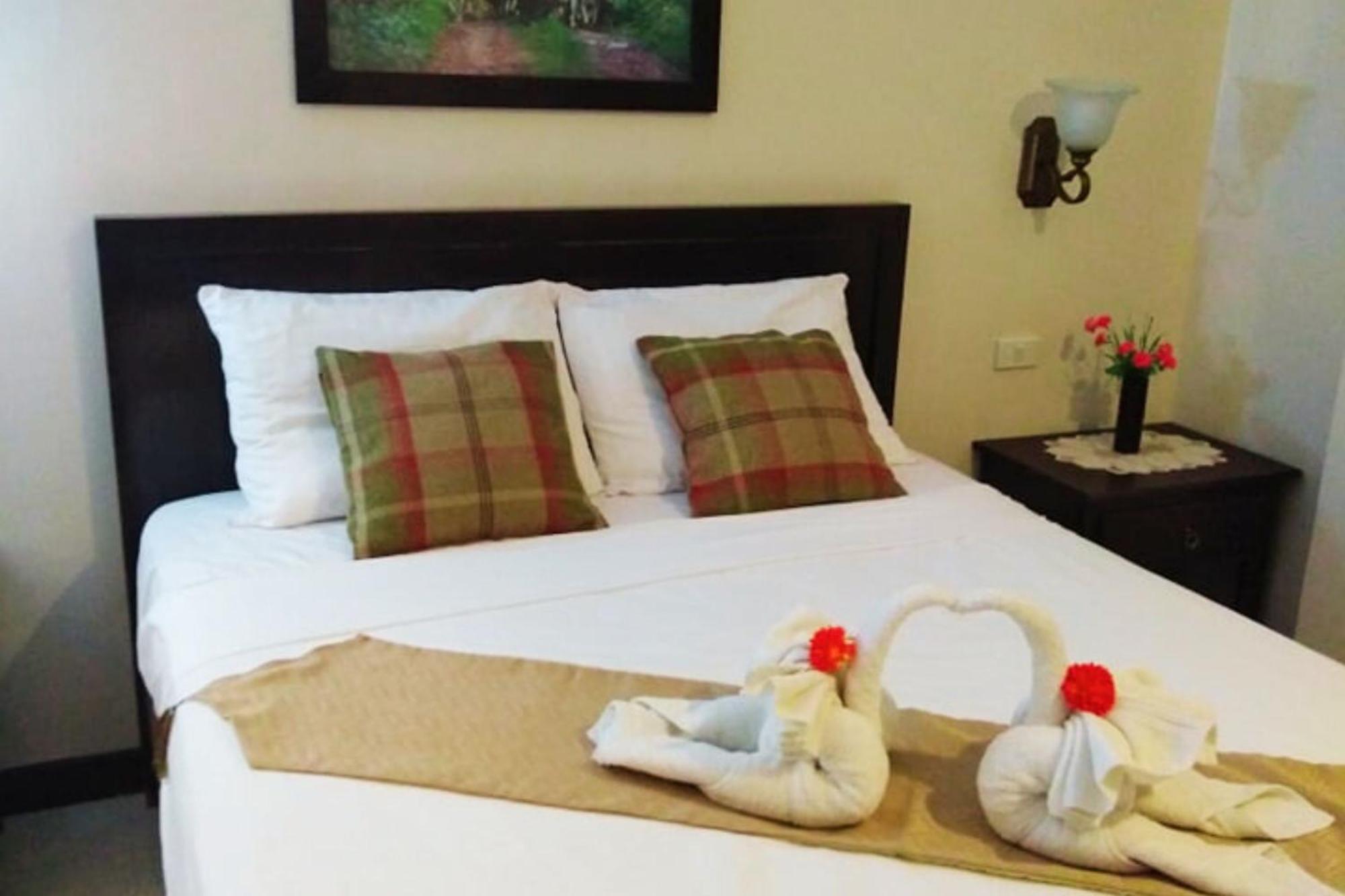 Venezia Suites Hotel Iloilo Room photo