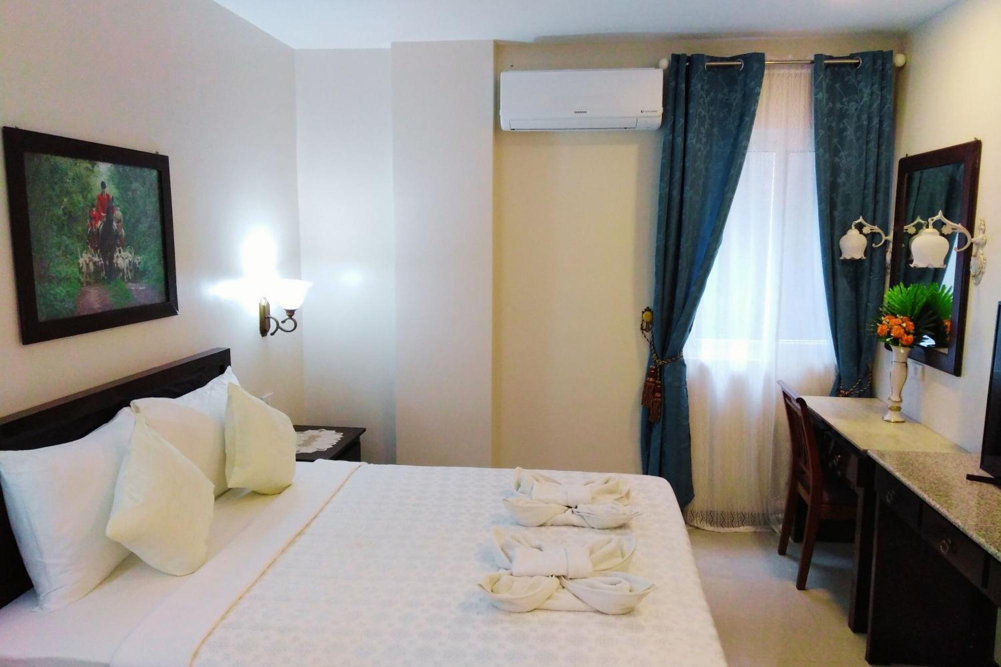 Venezia Suites Hotel Iloilo Room photo