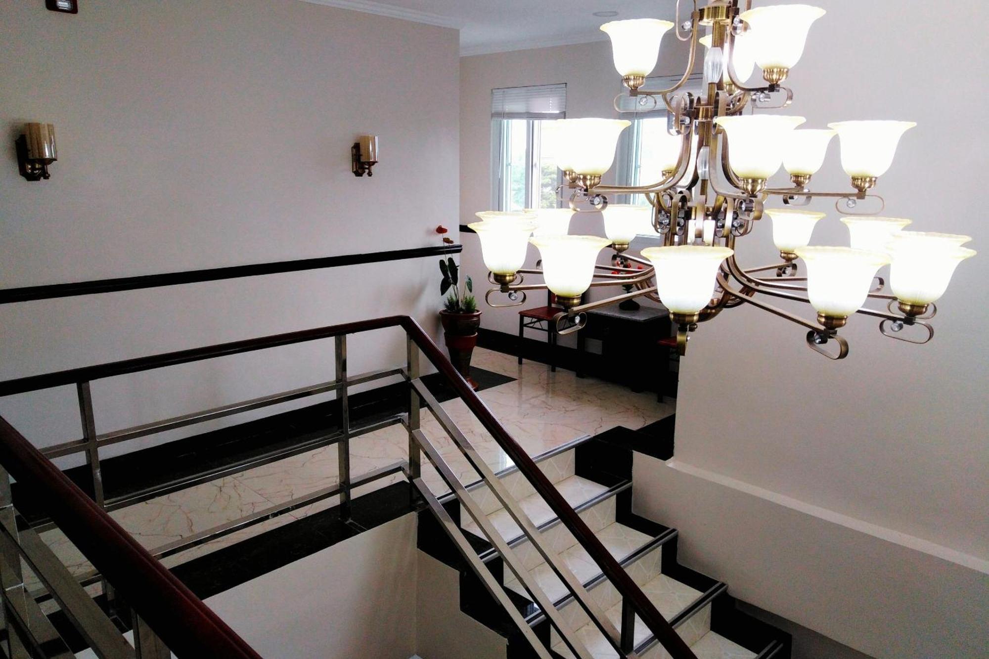 Venezia Suites Hotel Iloilo Exterior photo